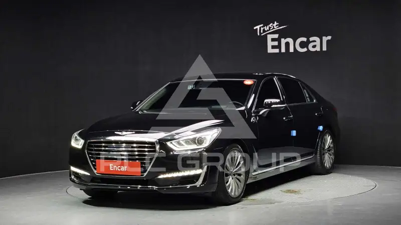 2017 Genesis G90