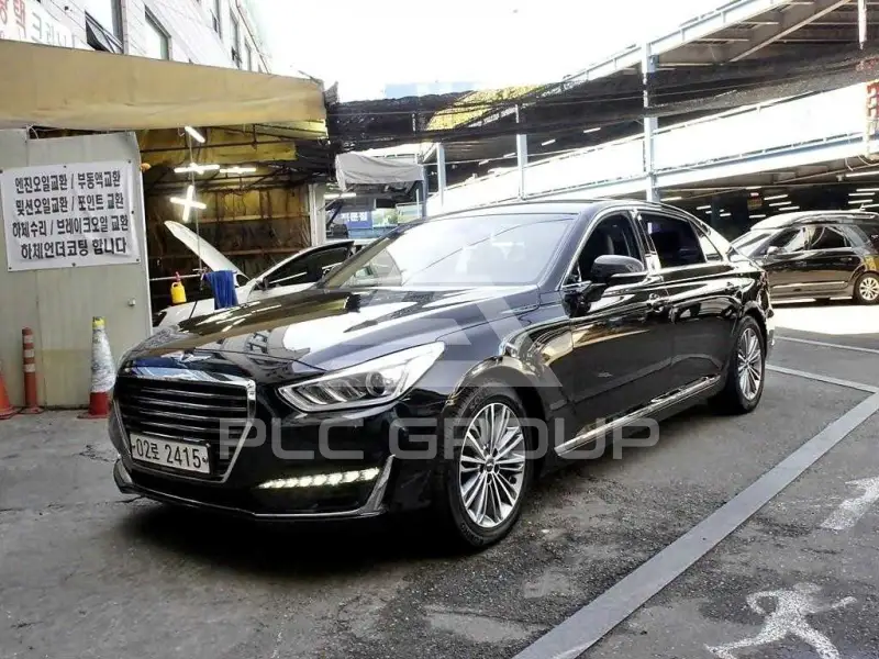 2017 Genesis G90