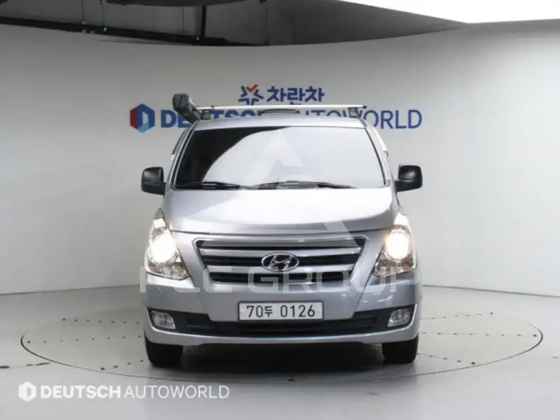 2017 Hyundai Starex