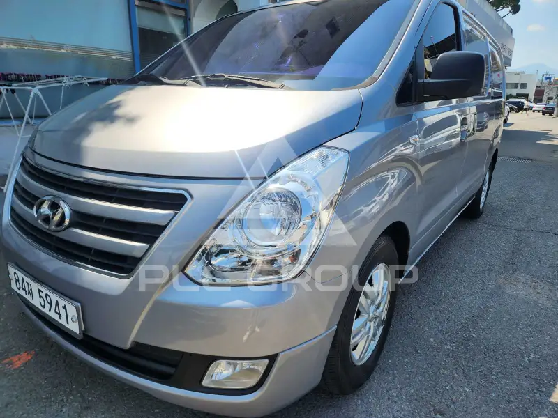 2017 Hyundai Starex