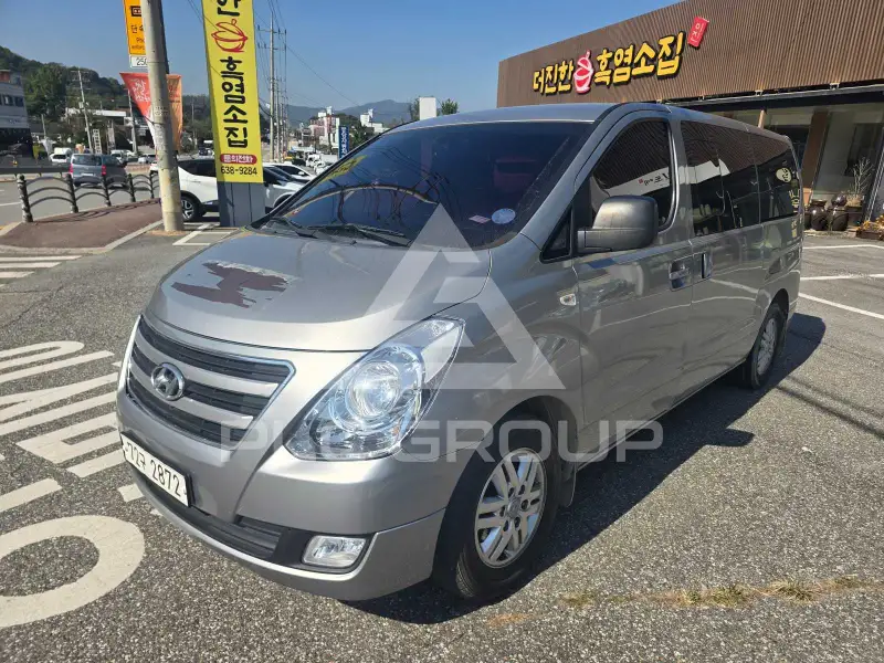 2017 Hyundai Starex