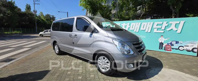 2017 Hyundai Starex