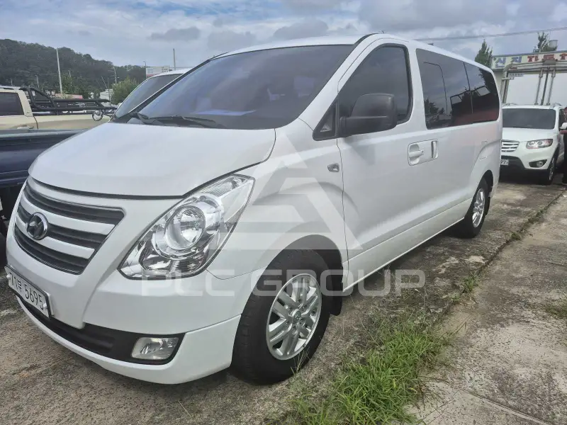2017 Hyundai Starex
