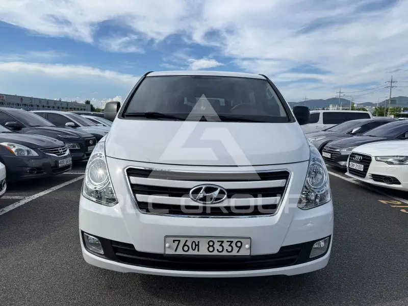 2017 Hyundai Starex
