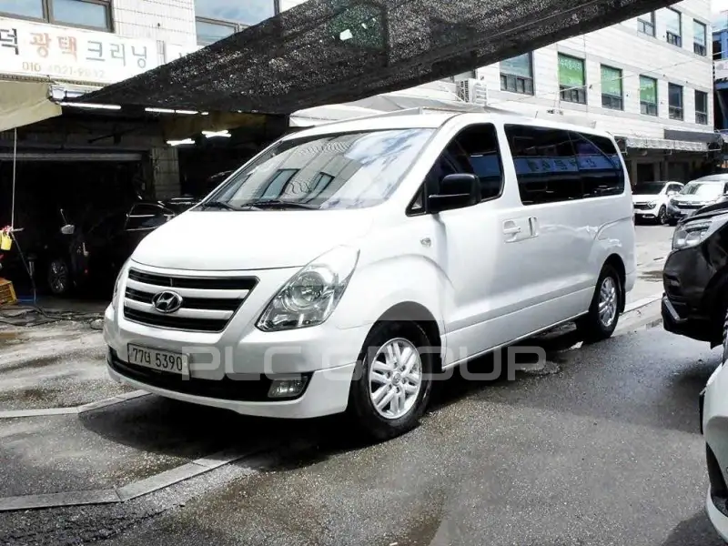 2017 Hyundai Starex
