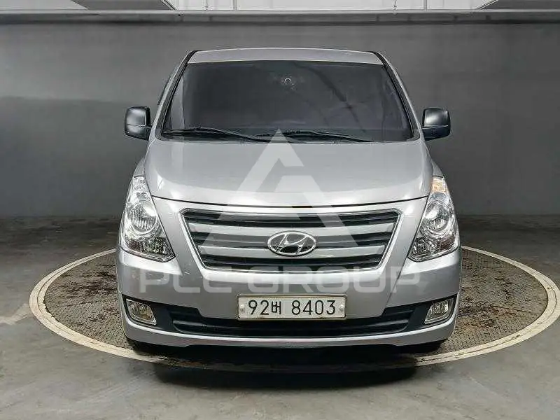 2017 Hyundai Starex
