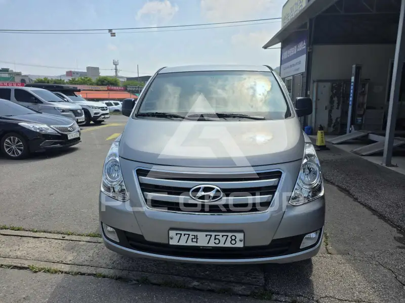 2017 Hyundai Starex