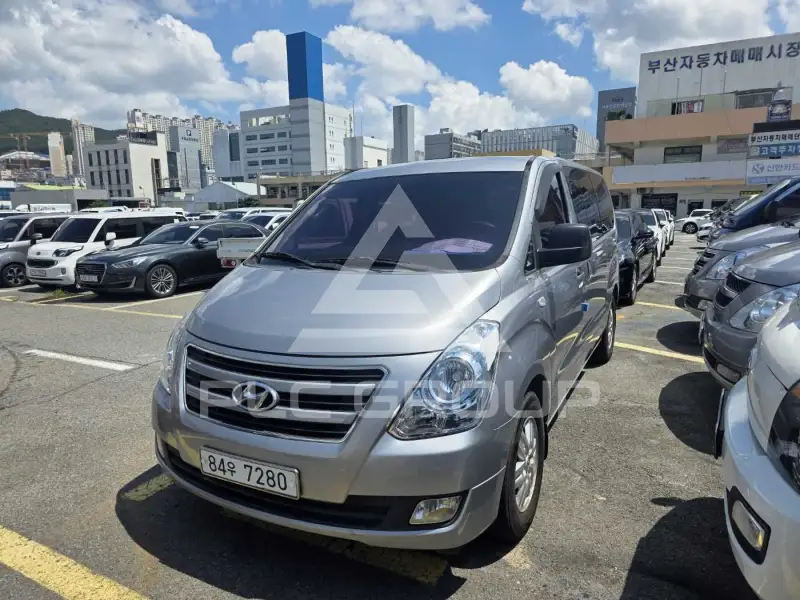 2017 Hyundai Starex