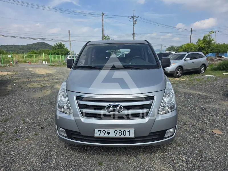 2017 Hyundai Starex