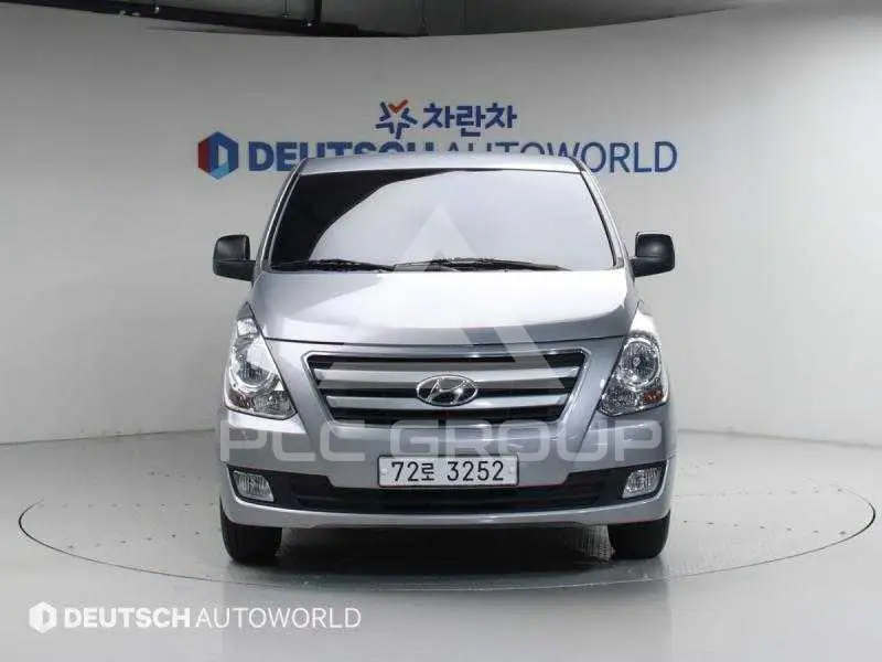 2017 Hyundai Starex