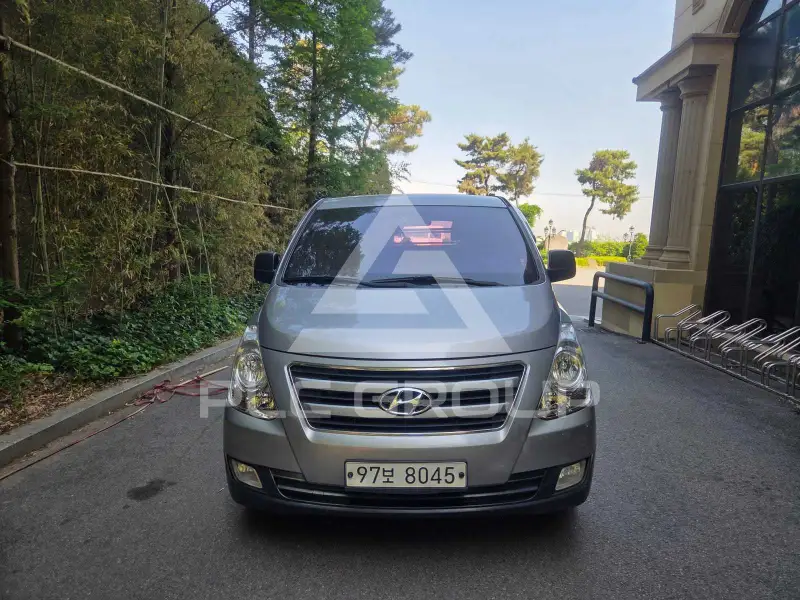 2017 Hyundai Starex