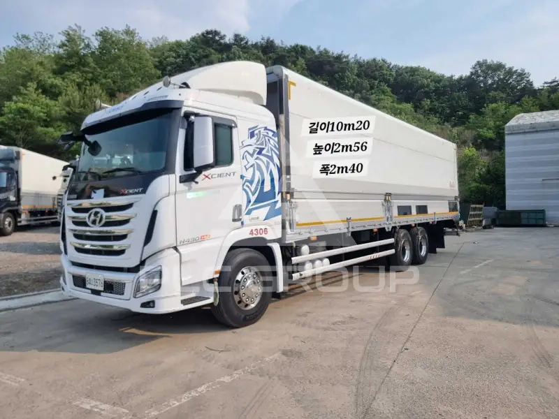 2017 Hyundai Xcient