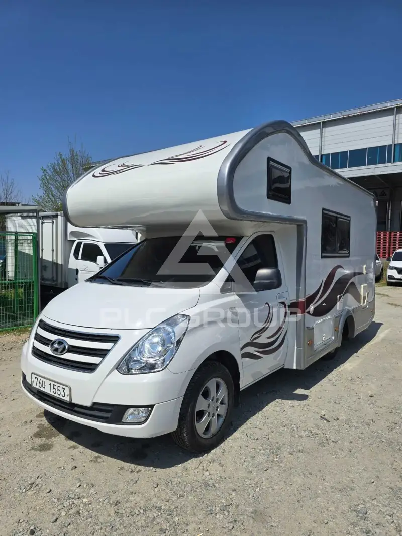 2017 Hyundai Grand Starex