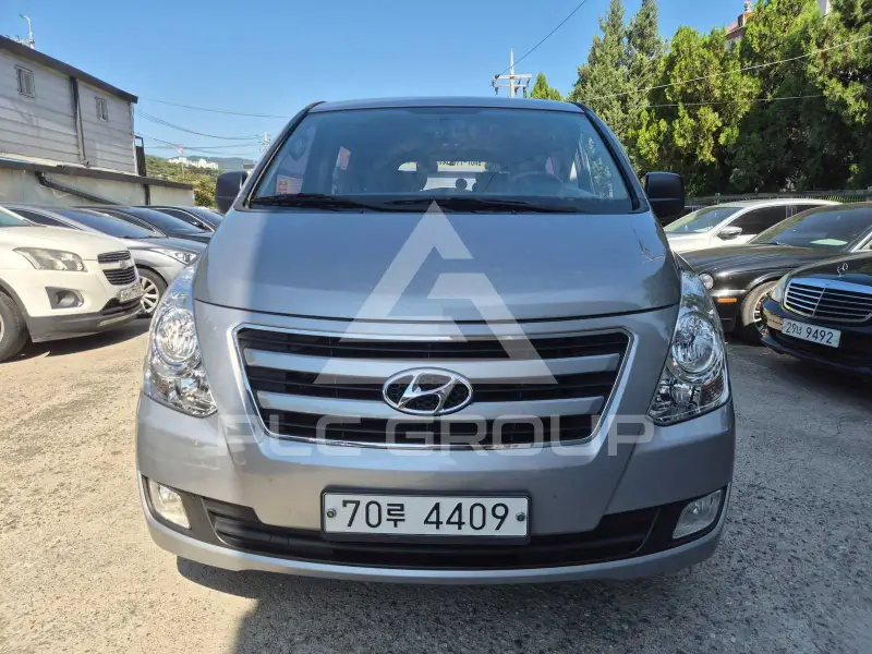 2017 Hyundai Starex