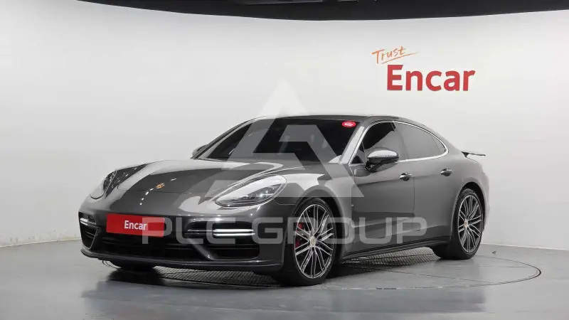 2017 Porsche Panamera