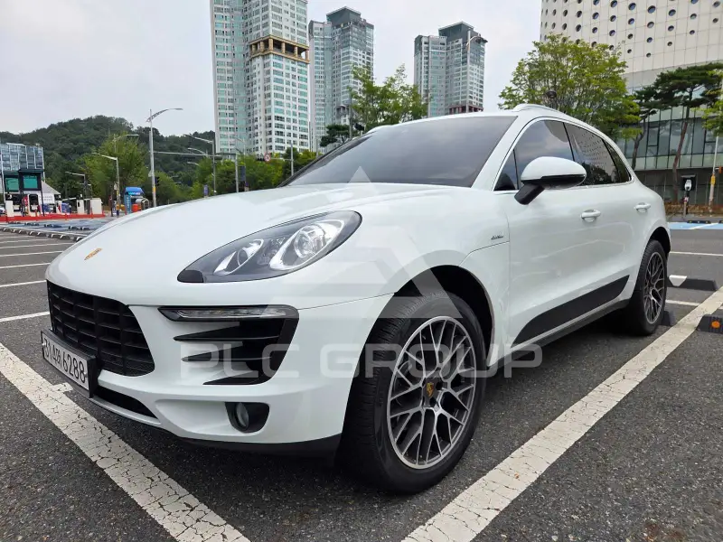 2017 Porsche Macan