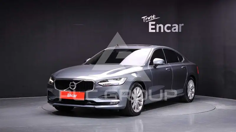 2017 Volvo S90