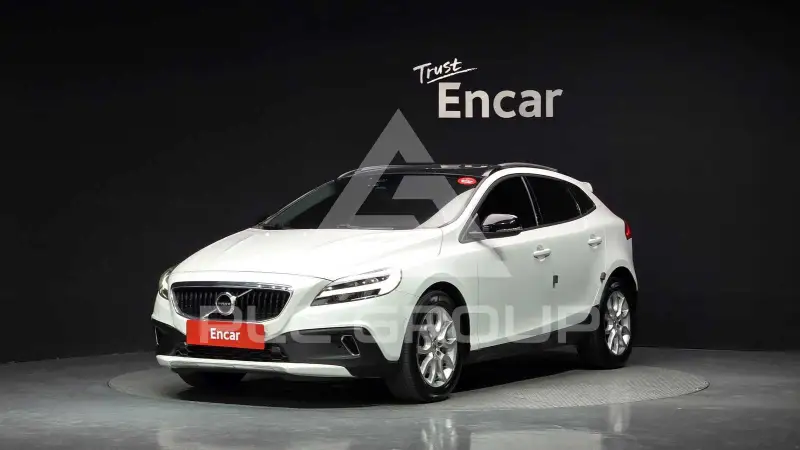 2017 Volvo V40
