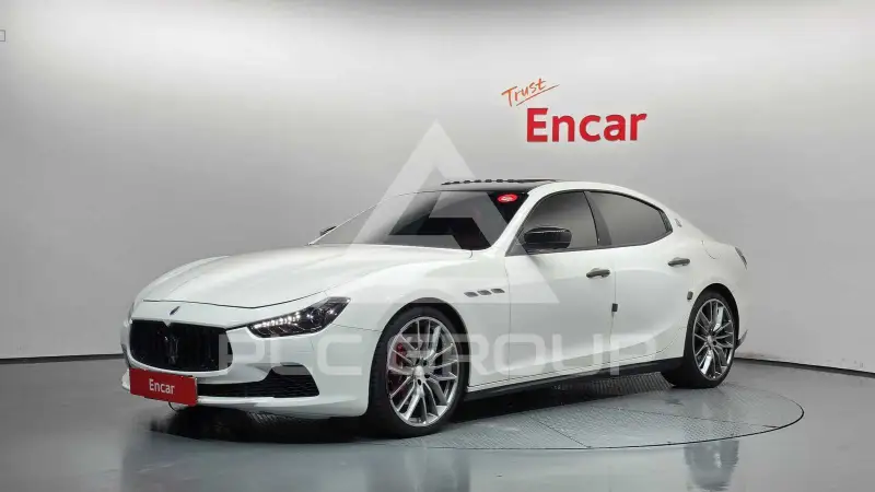 2017 Maserati GHIBLI
