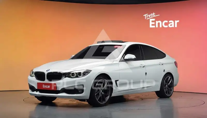 2018 BMW 320