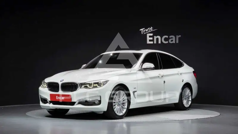 2018 BMW 320