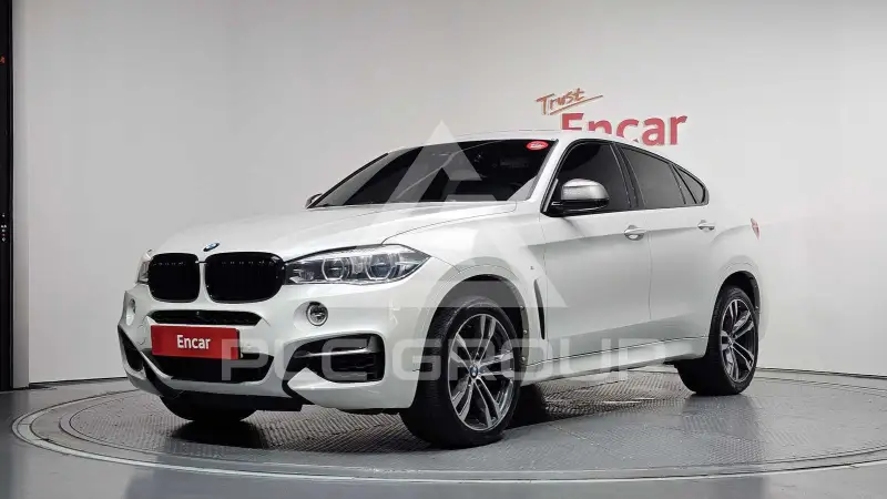 2018 BMW X6M