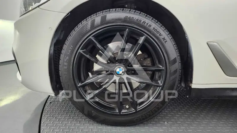 2018 BMW 520M