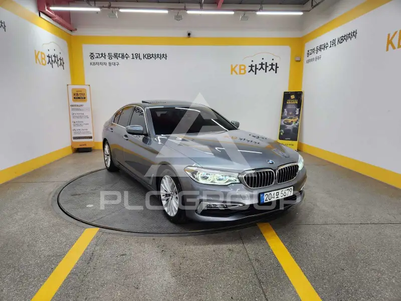 2018 BMW 530