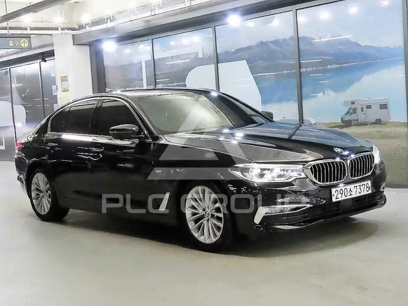 2018 BMW 520