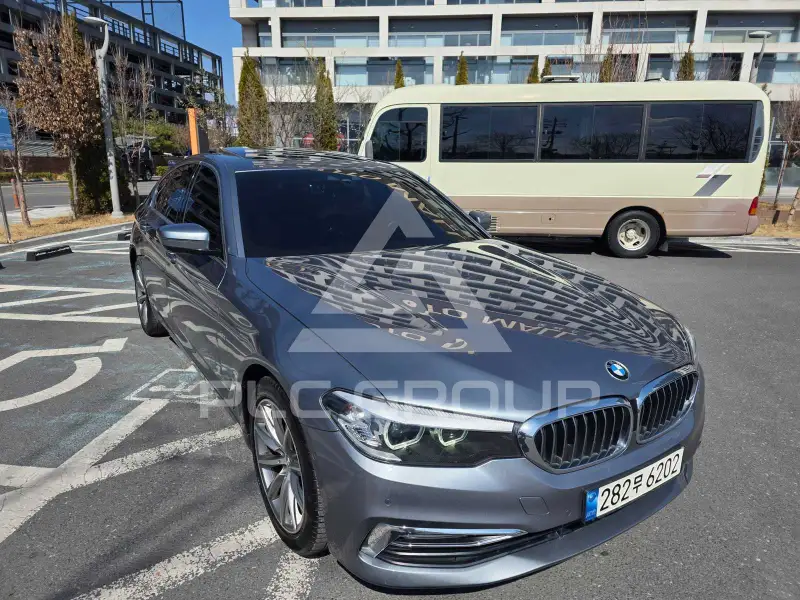 2018 BMW 520