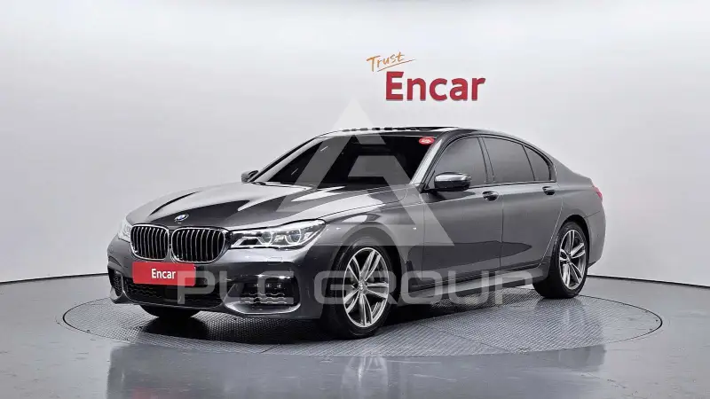 2018 BMW 740M