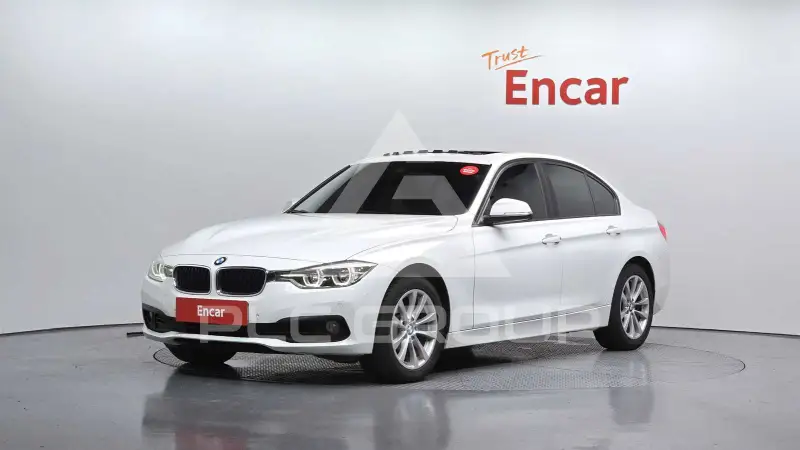 2018 BMW 320