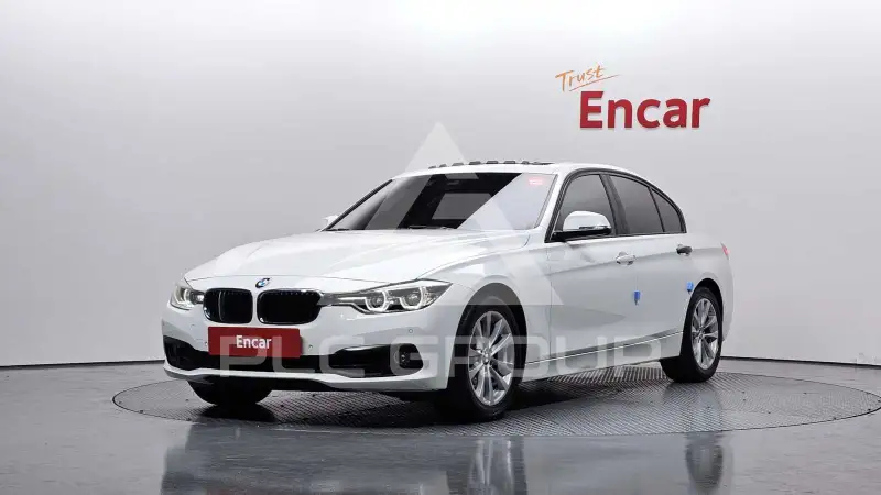 2018 BMW 320