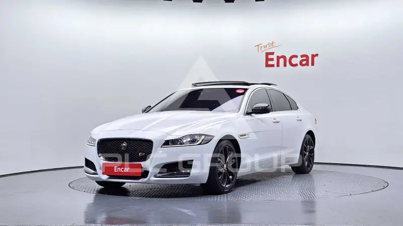 2018 Jaguar XF