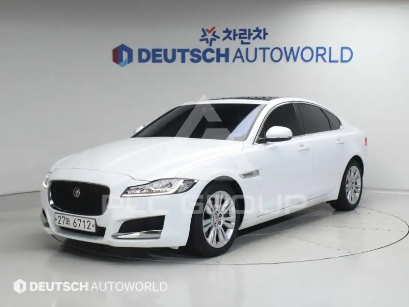 2018 Jaguar XF
