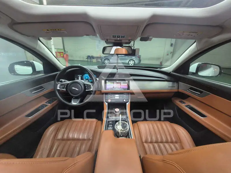 2018 Jaguar XF