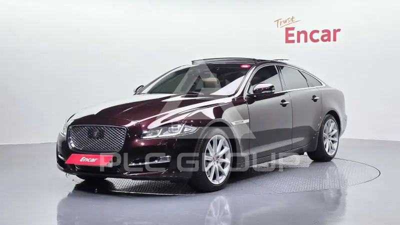 2018 Jaguar XJ