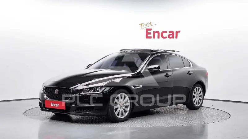 2018 Jaguar XE