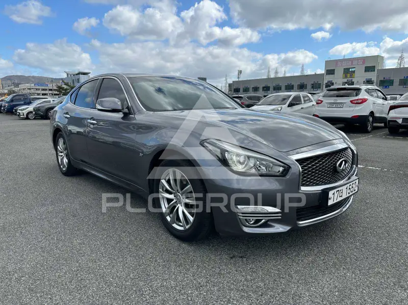 2018 Infinity Q70