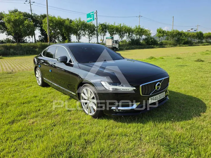 2018 Volvo S90