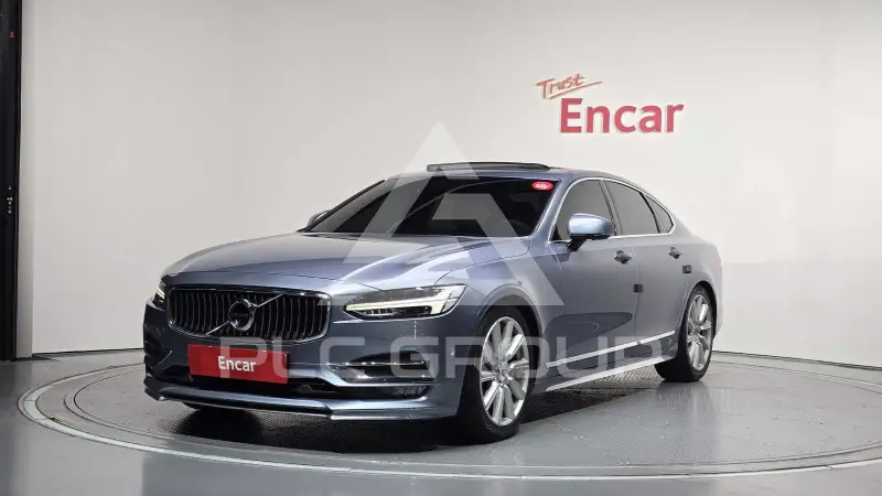 2018 Volvo S90