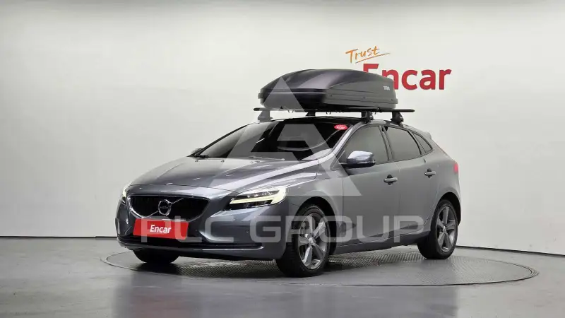 2018 Volvo V40