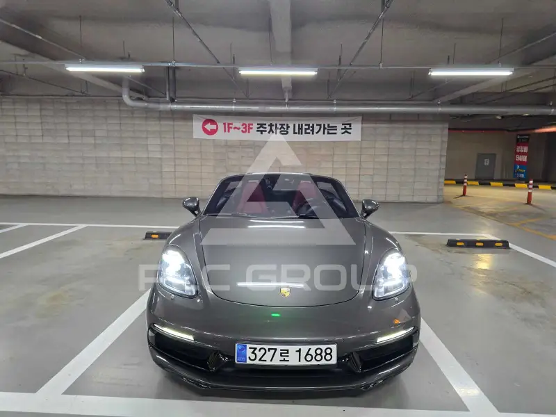 2018 Porsche 718