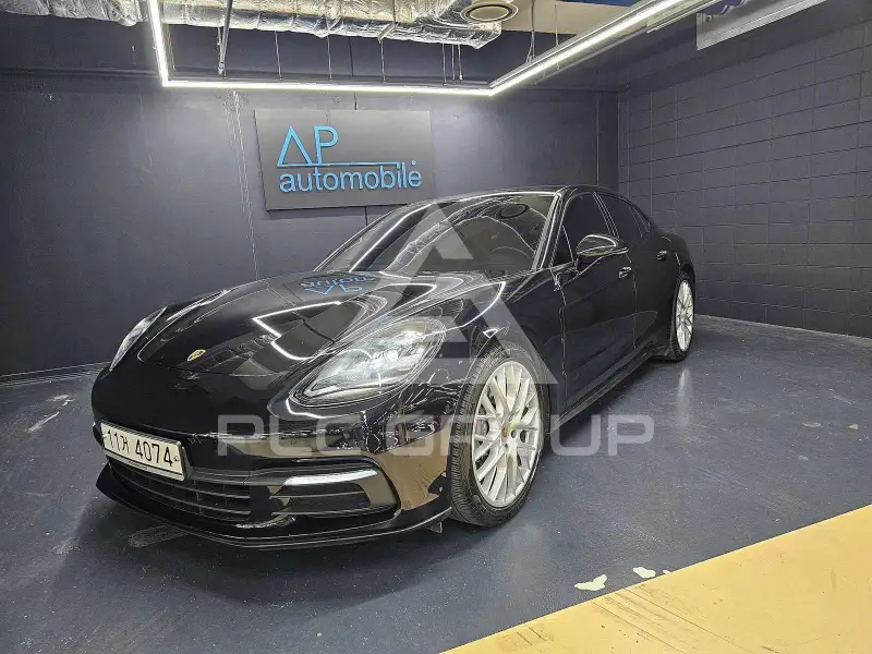 2018 Porsche Panamera
