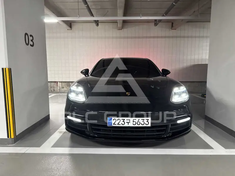 2018 Porsche Panamera
