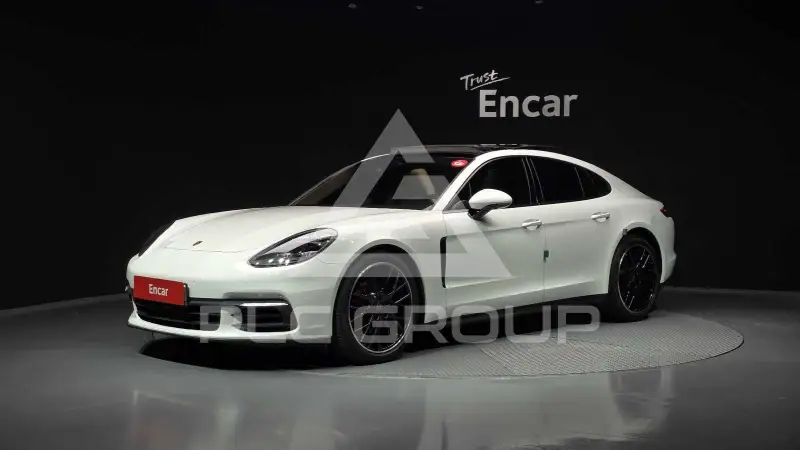 2018 Porsche Panamera