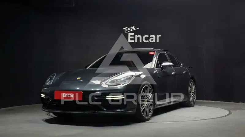 2018 Porsche Panamera