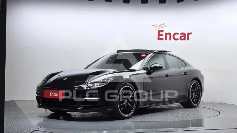 2018 Porsche Panamera