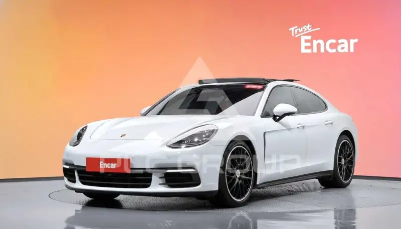 2018 Porsche Panamera