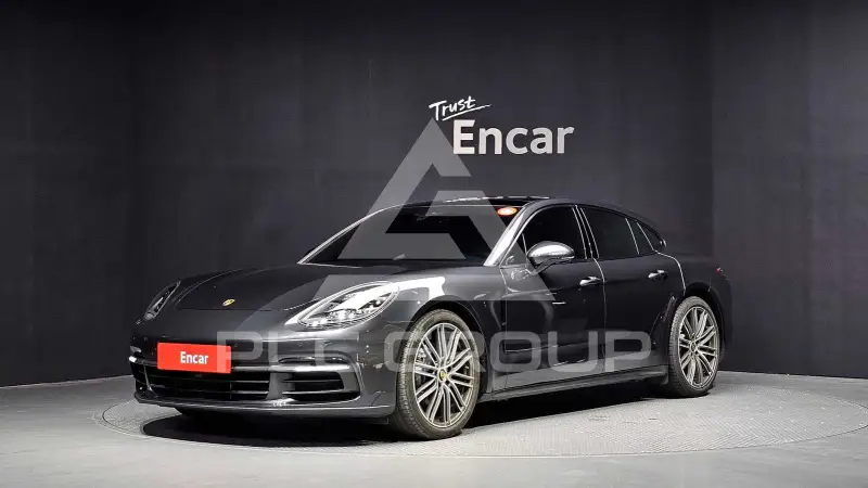 2018 Porsche Panamera